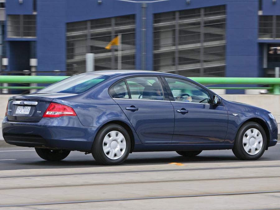  Ford Falcon XT 2008 года  (фото 13 из 24)